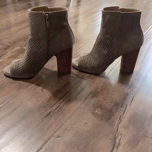 LUCKY BRAND - chunky heel booties